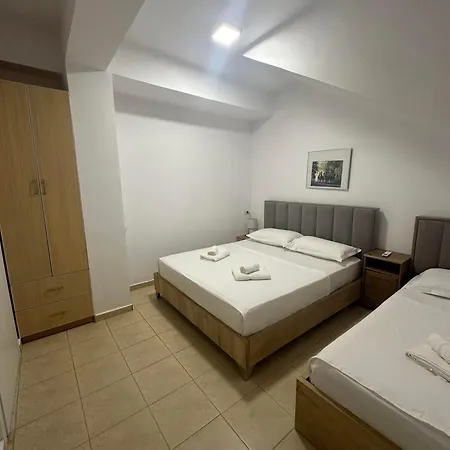 Twins Guest house *