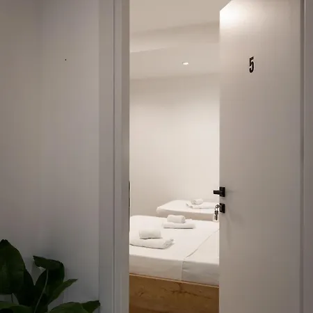 Twins Casa de hóspedes 3*