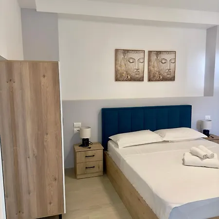 Twins Hotel 4* Ksamil